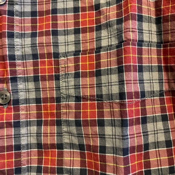 Men’s American Eagle size large button down long sleeve shirt. - Picture 4 of 4